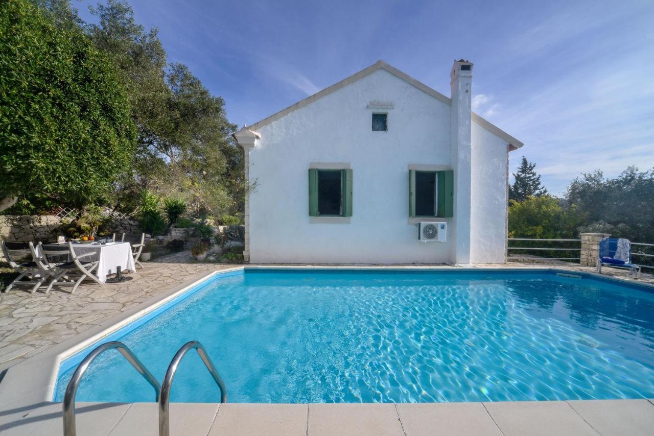 Country House Longos  Bagian luar foto
